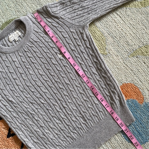 Jack Wills l Wool Blend Classic Cable Knitted Jumper - Picture 6 of 16